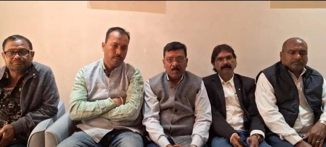 अंबा प्रसाद पर गरजे बड़कागांव विधायक रोशन लाल चौधरी, पूर्व विधायक के आरोपों को बताया राजनीति से प्रेरित