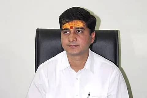 BREAKING: खाता न बही, जो विनय चौबे कहे वही सही! IAS अमित कुमार के बयान में हुआ बड़ा खुलासा