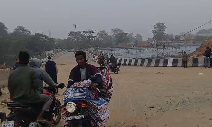 45 दिन बाद बरमसिया पुल खुला, तय समय से एक दिन पहले मिली राहत, छोटे वाहनों की आवाजाही शुरू