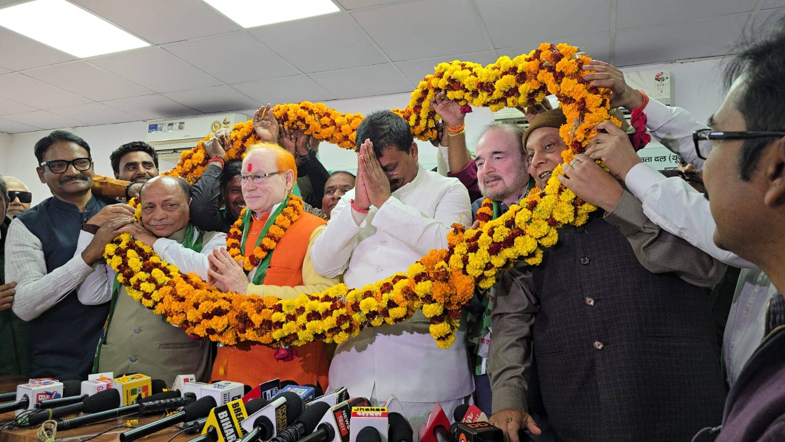 Bihar Politics:VIP नेता सुनील सिंह की जदयू में घर वापसी, प्रदेश अध्यक्ष उमेश कुशवाहा ने दिलाई सदस्यता