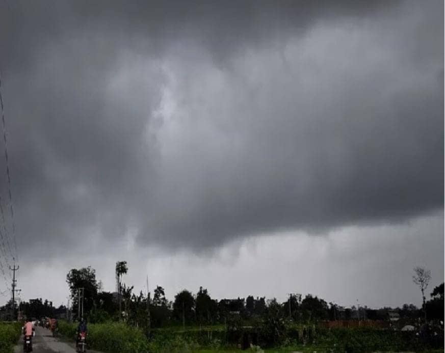 Weather Alert:झारखंड में अगले 5 दिनों तक छाए रहेंगे बादल, इन जिलों में बारिश की संभावना, 4 से 5 डिग्री गिर सकता है पारा