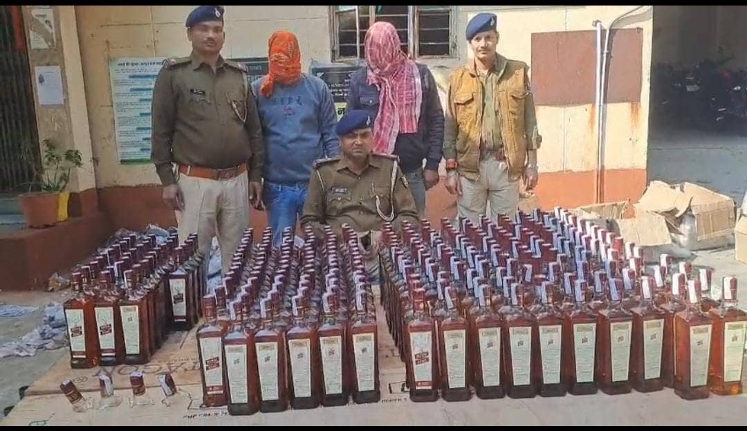 सरकारी कर्मचारी निकला शराब का तस्कर, BSRTC की बस से भारी मात्रा में खेप बरामद, ड्राइवर-खलासी गिरफ्तार