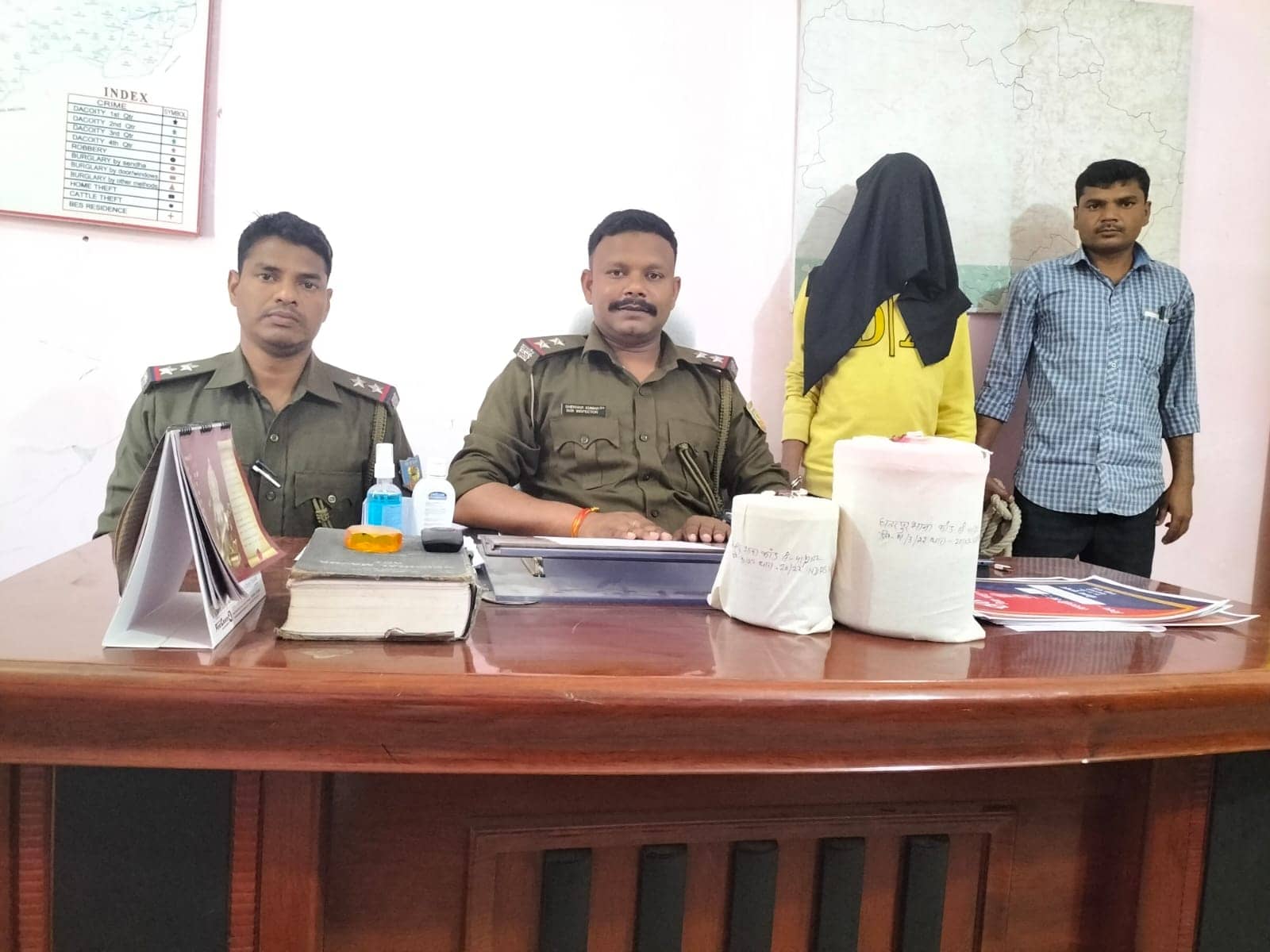 पलामू में 440 ग्राम गांजा के साथ एक धराया