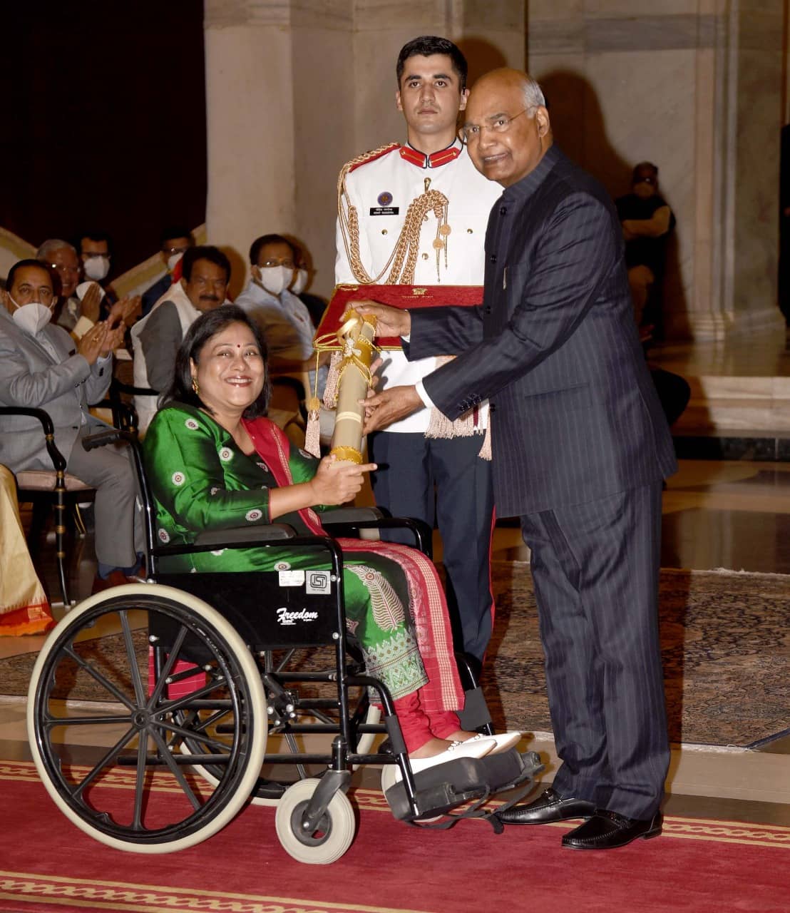 International Women's Day :  सशक्तिकरण के क्षेत्र में असाधारण काम करने वाली महिलाएं हुईं पुरस्कृत