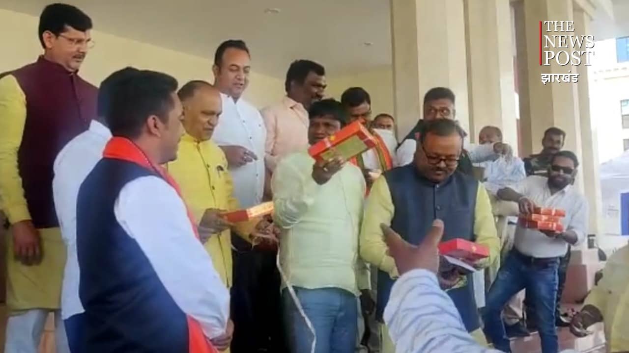 यूपी में का बा…, बाबा बा… बाबा बा….झारखंड विधानसभा में भाजपाइयों के सुर बुलंद