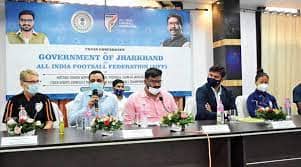 राज्य के फुटबॉल खिलाड़ियों को प्रशिक्षित करेगा भारतीय फुटबॉल संघ