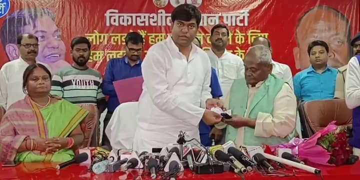 बिहार विधानसभा उपचुनाव : वीआईपी का तुरूप का एक्का राजद में शामिल, रमई और उनकी बेटी ने राजद छोडा