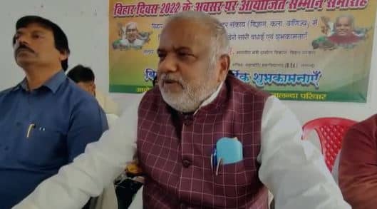 जहरीली शराब कांड पर बोले मंत्री श्रवण कुमार, कोई जहर पीने को तैयार तो सरकार क्या करेगी !