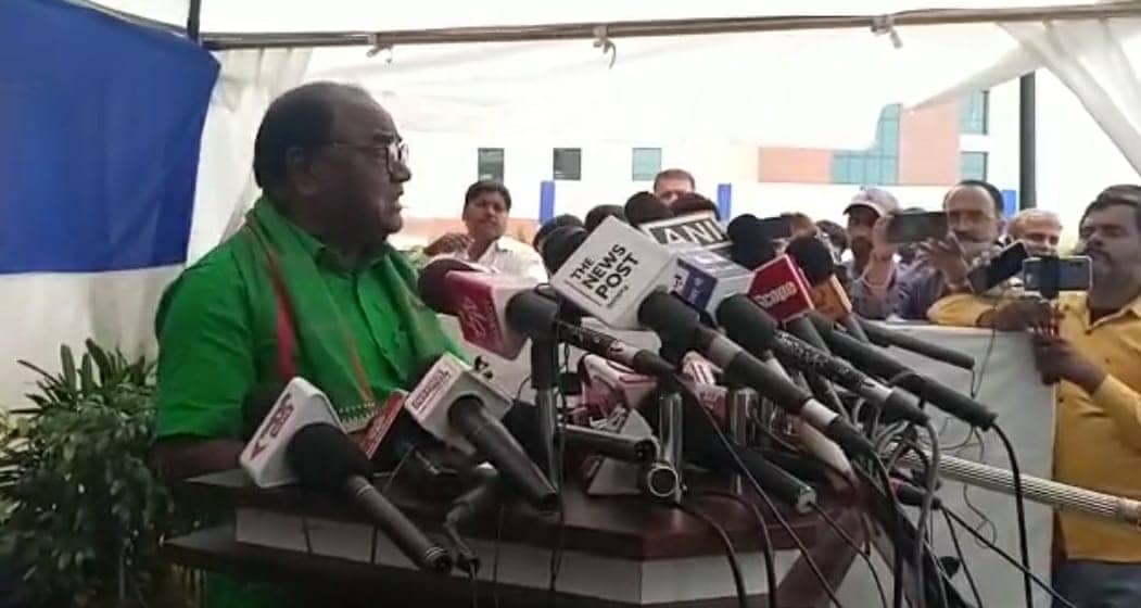 मीडिया के सामने फूट-फूट कर रोए लोबिन, एक बार फिर सीएम हेमंत सोरेन पर बरसे