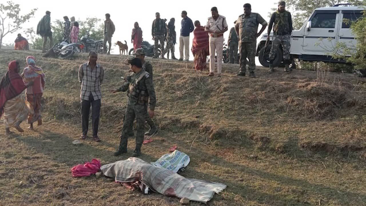 BIG BREAKING : पूर्व उग्रवादी की पत्नी और बेटी की गोली मारकर हत्या, शव के पास रात भर रोता रहा 5 साल का मासूम बेटा