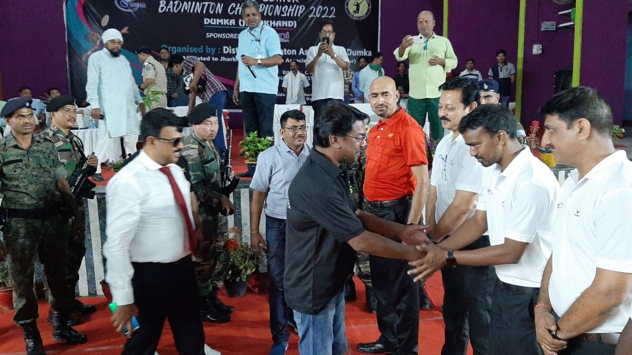 विधायक ने 2 करोड़ 72 लाख की परिसंपत्तियों का किया वितरण, पलाश मार्ट का किया शुभारंभ