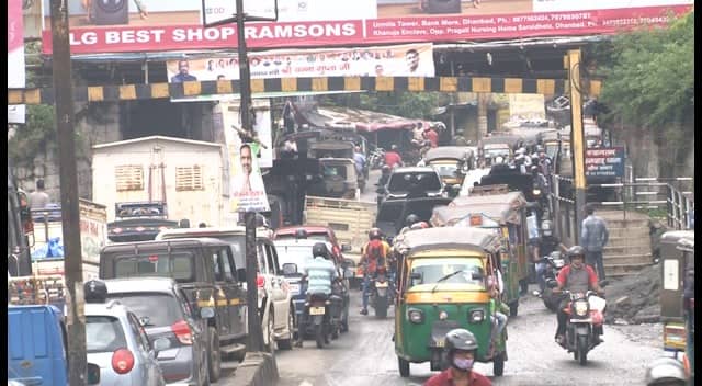 क्या धनबाद की बदलेगी सूरत..! आज से नई ट्रैफिक व्यवस्था शुरू