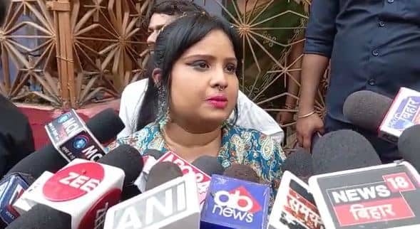 गया को स्वच्छ टॉप फिफ्टी शहर में शामिल कराने का अभियान शुरू, देवी ने छठ गीत गाकर शहरवासियों को किया प्रेरित