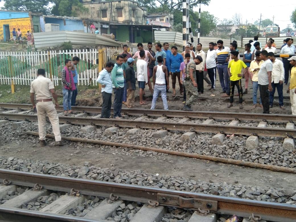 EXCLUSIVE : कोयलांचल की धरती फिर हुई लाल, रेलवे ठेकेदार की गोली मार कर हत्या,  देखिए वीडियो