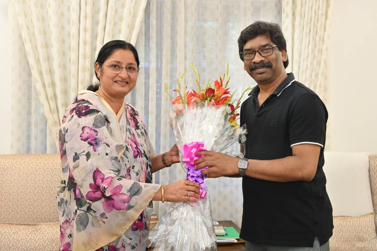 मुख्यमंत्री हेमंत सोरेन  से केंद्रीय मंत्री अन्नपूर्णा देवी ने की शिष्टाचार मुलाक़ात,