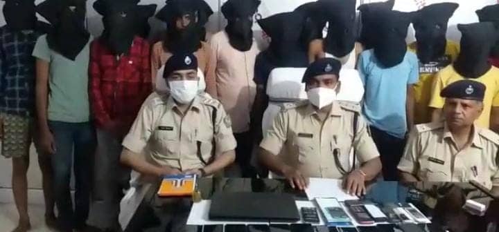 देवघर साइबर पुलिस की एक और बड़ी सफलता, 18 साइबर अपराधी गिरफ्तार