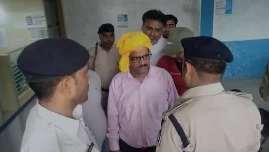 सिवान : उत्तर बिहार ग्रामीण बैंक से 26 लाख की लूट, अपराधी फरार