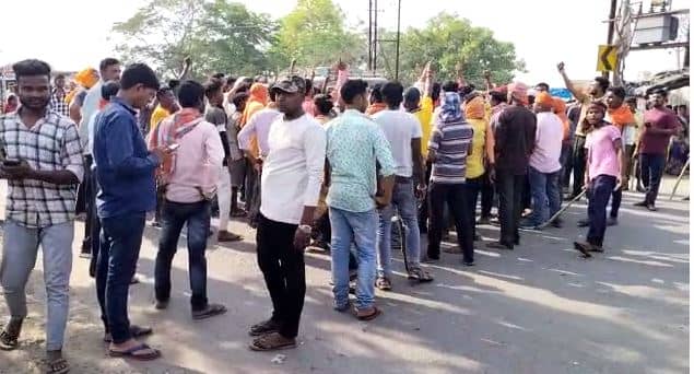 अहले सुबह जिसे बुला कर ले गई पुलिस, दोपहर में झाड़ियों में मिला उस वृद्ध का शव