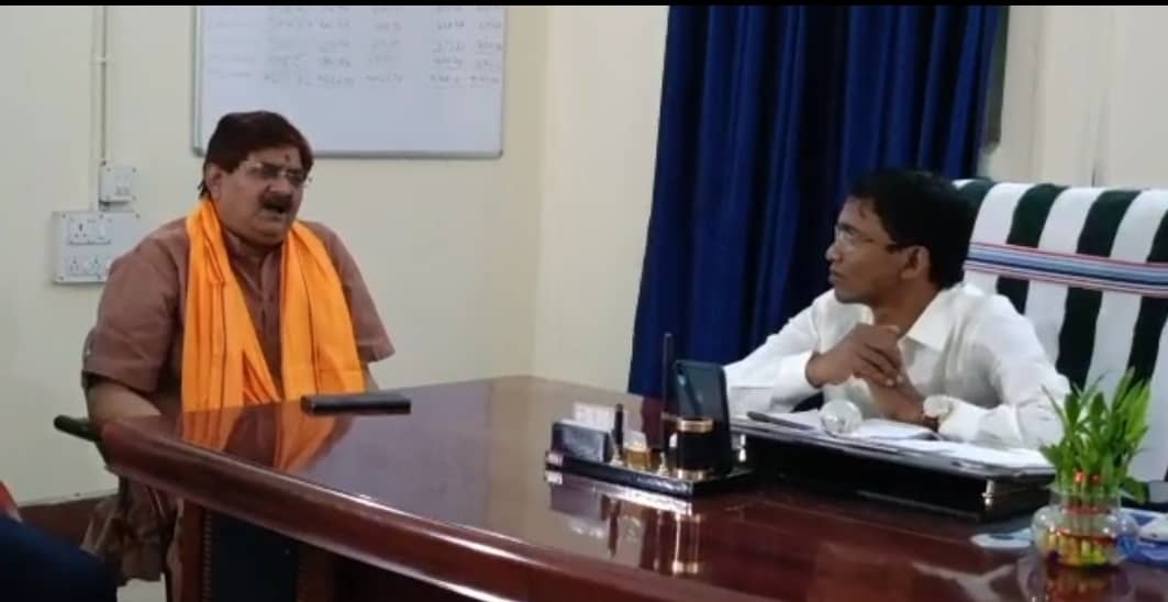 बिजली संकट को झेलने के लिए मजबूर हुआ धनबाद, जीएम ने कहा जल्द बिजली होगी सुचारू!