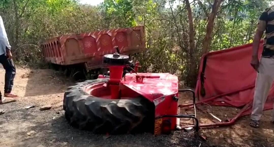 ट्रैक्टर और बोलेरो में जोरदार टक्कर, बोलेरो सवार सभी लोग घायल