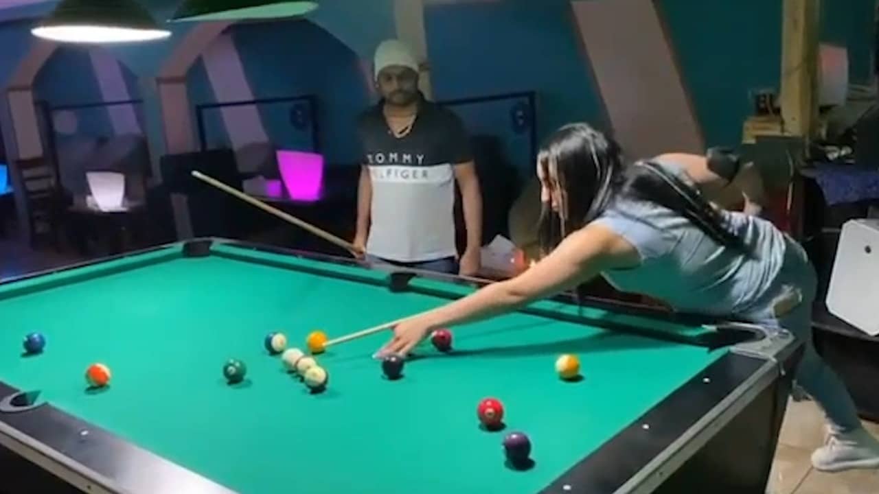 एसएसपी के बयान के बाद फरार प्रिंस ने हुक्का पीते जारी किया नया वीडियो, कहा - मस्ती में बीता रहा हूं टाइम, देखिए वायरल वीडियो