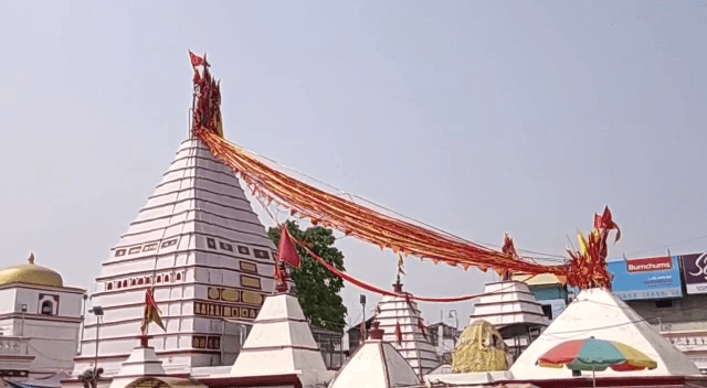 BREAKING : एक बार फिर बासुकीनाथ मंदिर के गर्भगृह में दौड़ा बिजली करंट, दर्जनों श्रद्धालूओं की बची जान