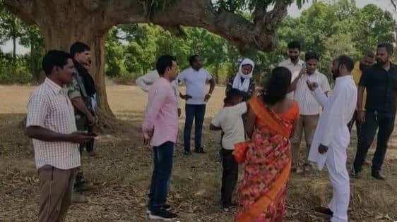 भरनो: रायकेरा जंगल में वन समिति अध्यक्ष समीम अंसारी की  हुई हत्या