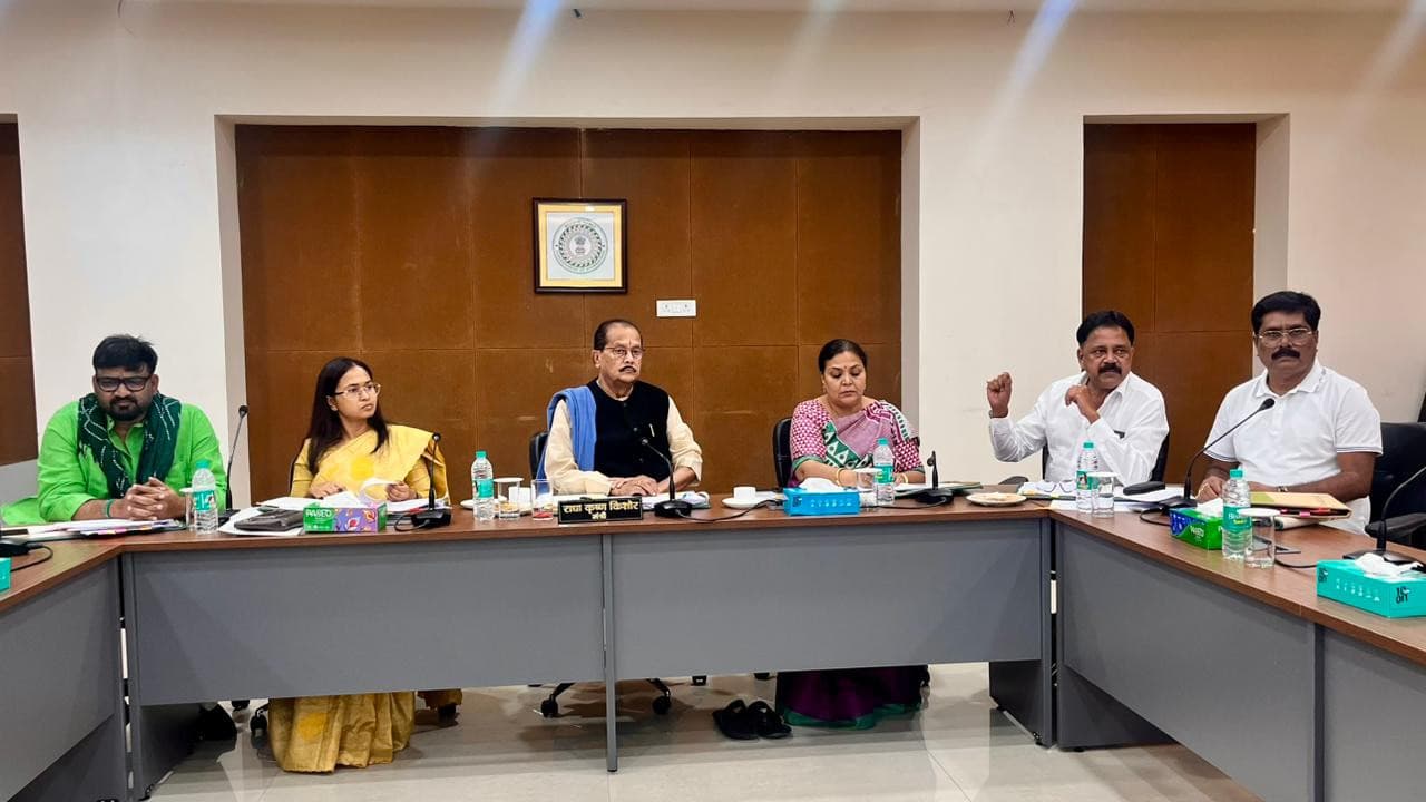 JTET भाषा  विवाद: कमेटी के बैठक में नहीं बनी बात ,मंत्री ने  कहा भोजपुरी मगही स्वीकार नहीं