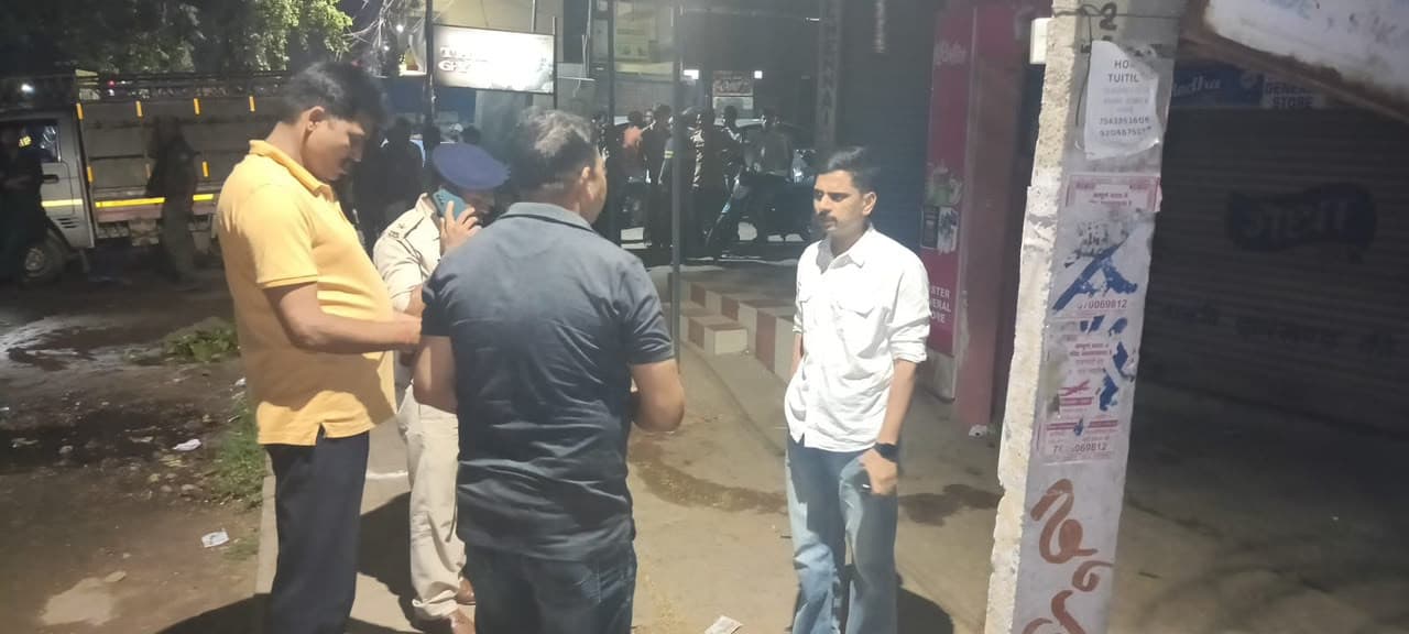 बड़ी खबर: रांची में आपसी विवाद में युवक को मारी दो गोली, इलाके में सनसनी