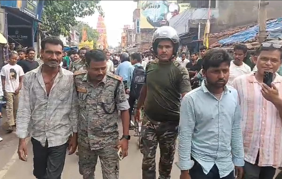 सरायकेला: ज्वेलरी शॉप में चोरी का प्रयास, भागनें के क्रम में 2 पकड़ाए