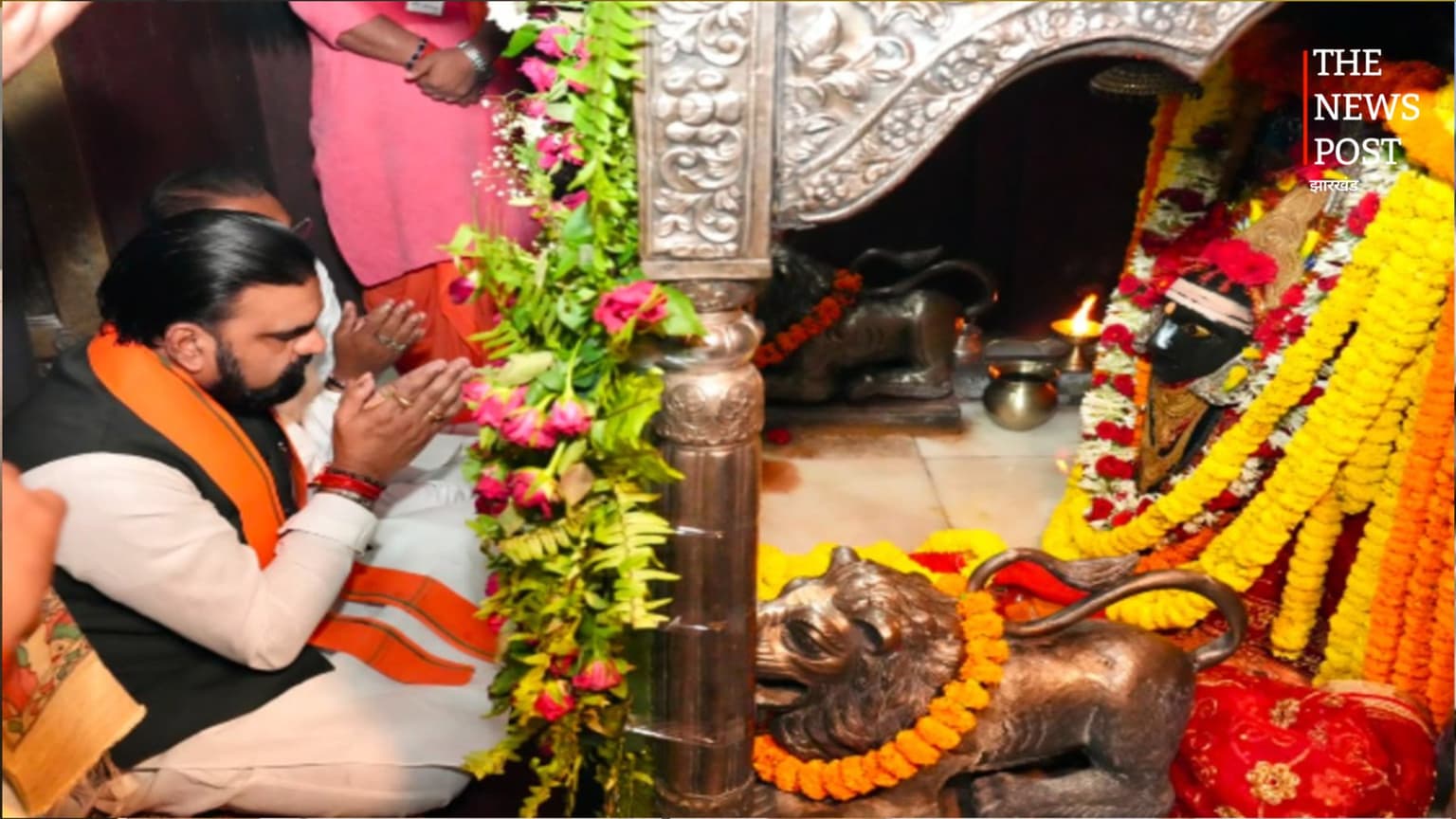 गोपालगंज के प्रसिद्ध थावे धाम में मुख्यमंत्री सम्राट चौधरी ने की पूजा-अर्चना, बिहार की खुशहाली की कामना की