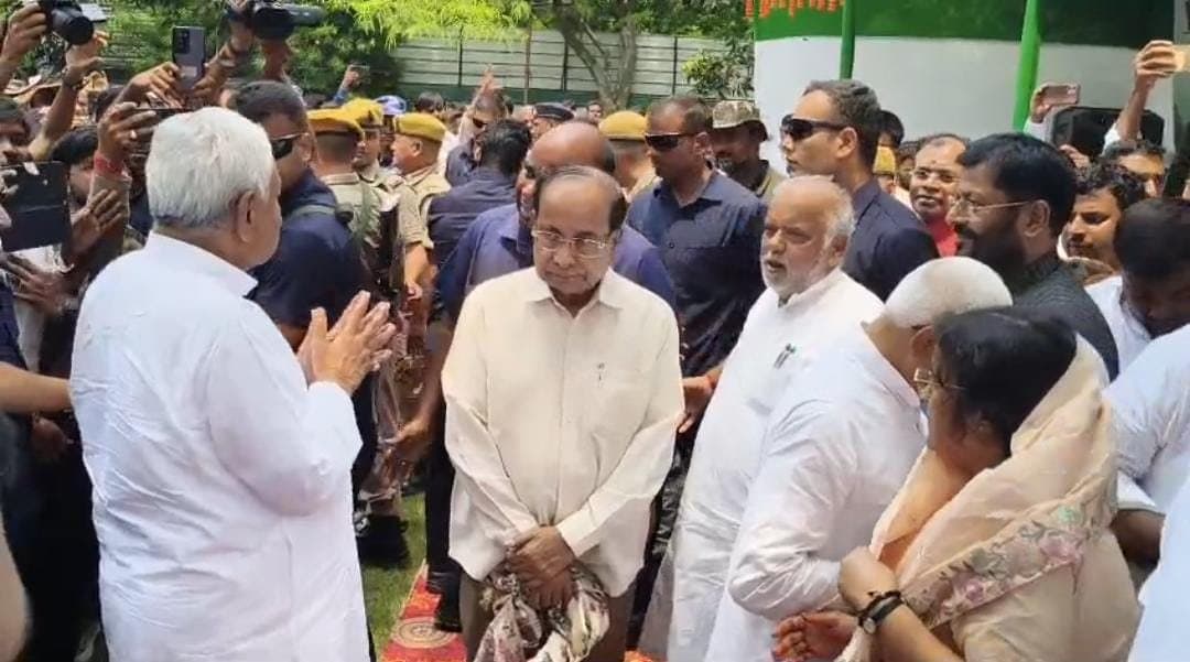 अमर शहीद रामफल मंडल को नीतीश कुमार ने किया नमन, शहादत दिवस पर पहुंचे पटना