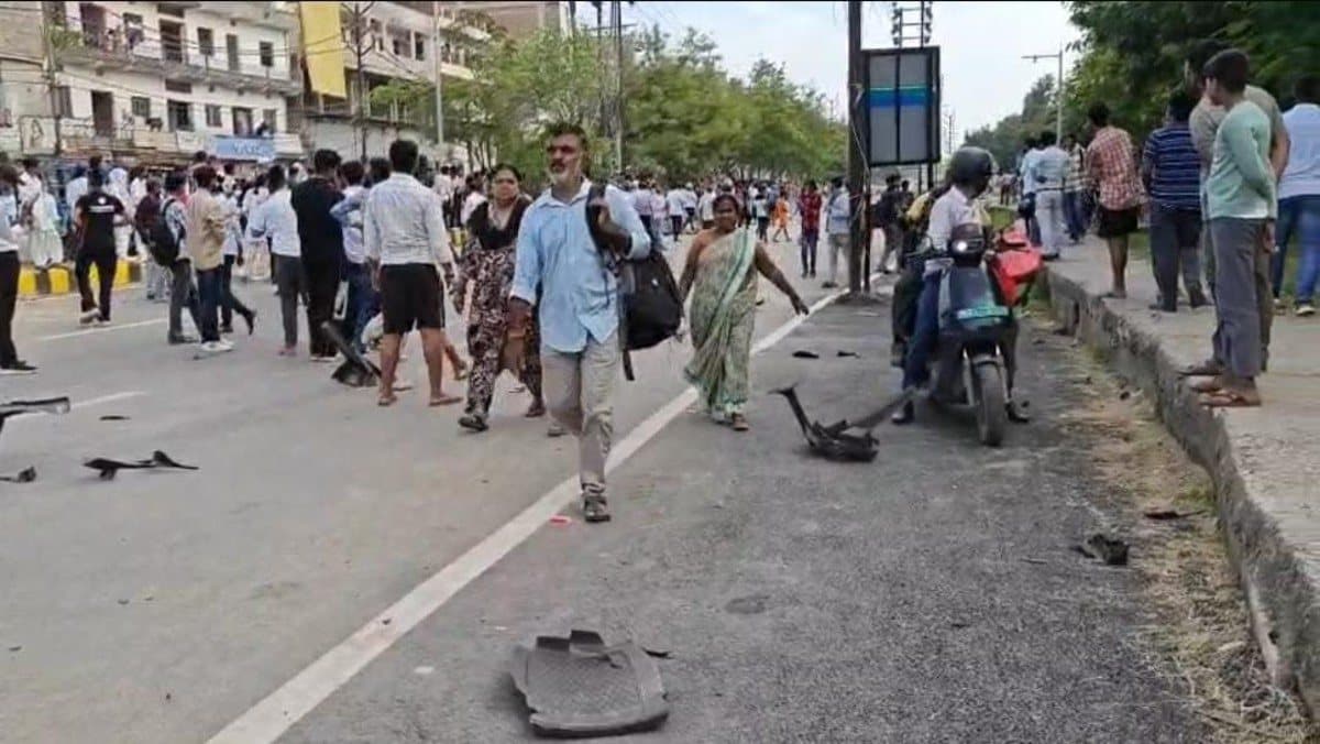 बिहार स्वास्थ्य विज्ञान विश्वविद्यालय में छात्रों का हंगामा, पुलिस से झड़प में दो छात्र घायल