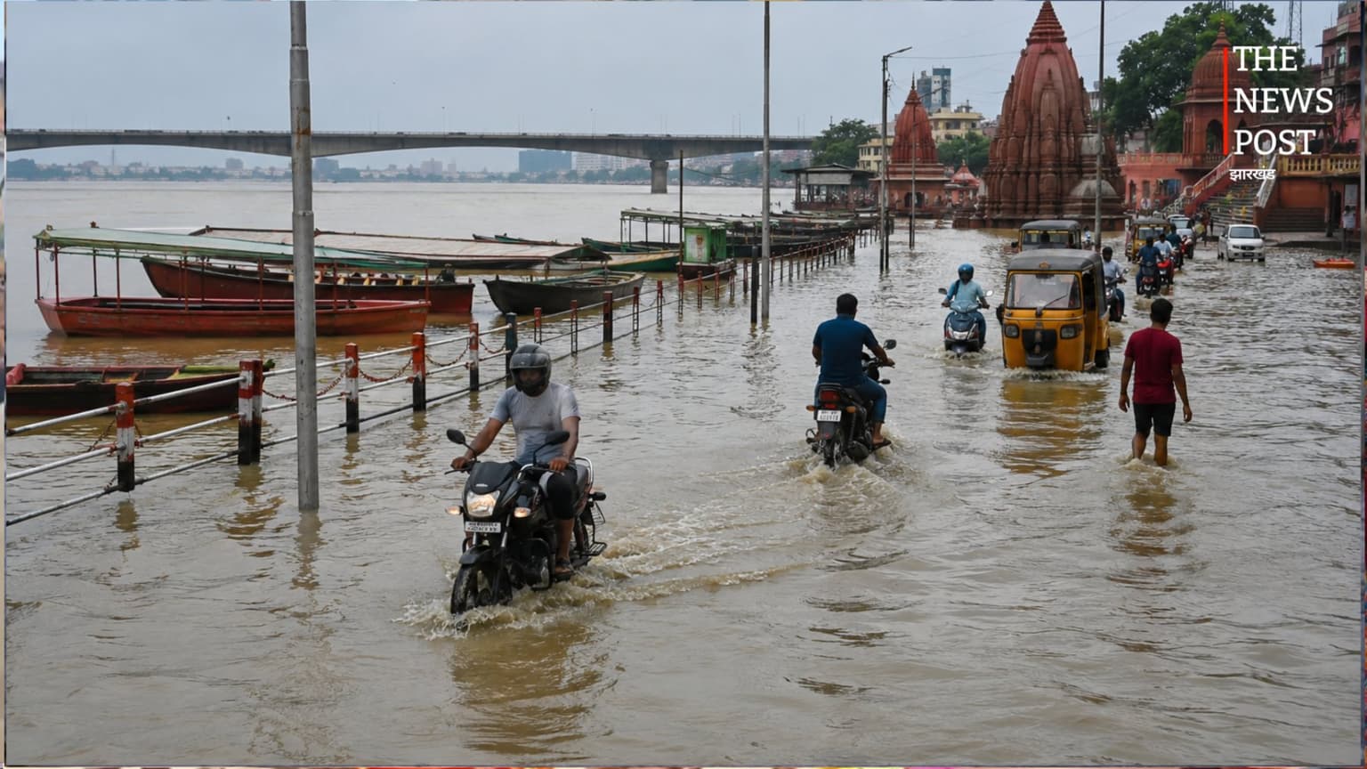 पटना में गंगा का बढ़ा जलस्तर, कई घाट जलमग्न, महावीर घाट की सड़क पर तीन फीट तक पानी