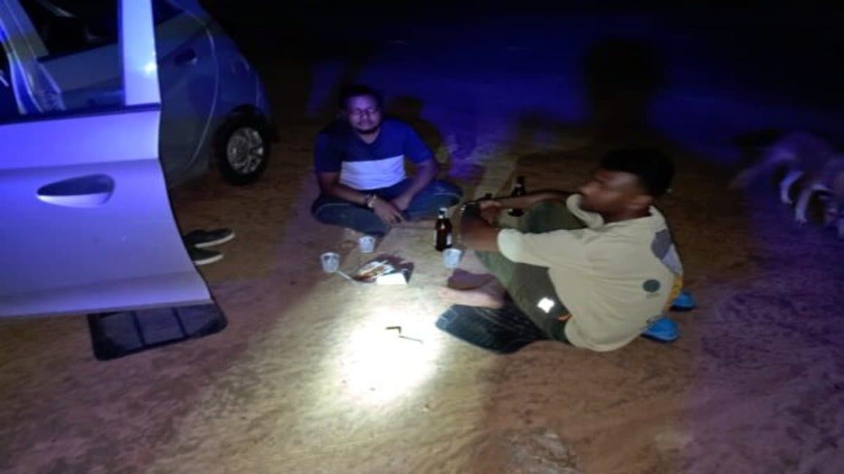 रांची में पुलिस का बड़ा अभियान, 50 से ज्यादा जगहों पर एक साथ चेकिंग! 100 से अधिक लोग हिरासत में