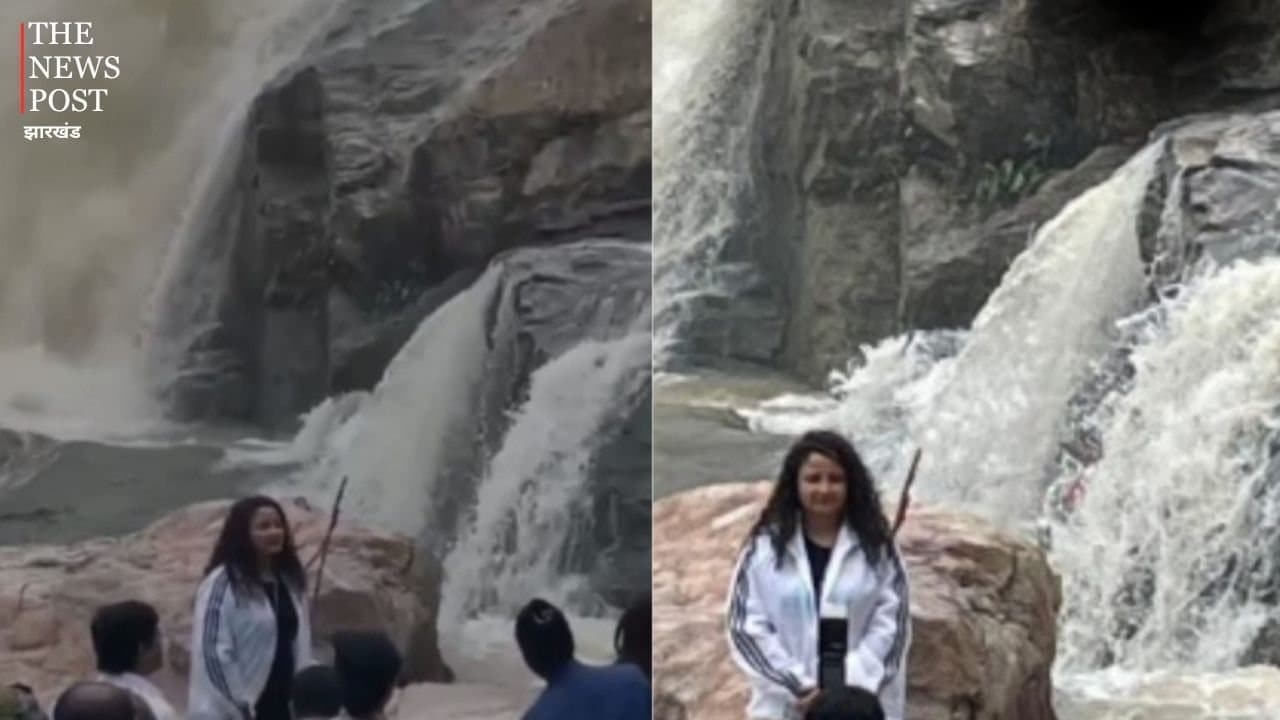 दशम फॉल की खूबसूरती देखने पहुंचीं कल्पना सोरेन, झरने के बीच दिखा उनका खुशनुमा अंदाज