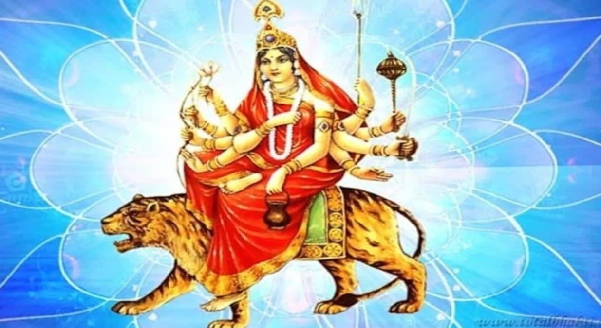 Navratri Day 3: आज होगी मां चंद्रघंटा की पूजा, जानें पूजन विधि और पसंदीदा भोग
