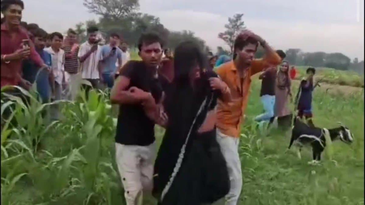 दबंगों की दबंगई, विवाहिता को खेत में पकड़ कर जबरन मांग में भर दिया सिंदूर, वीडियो वायरल