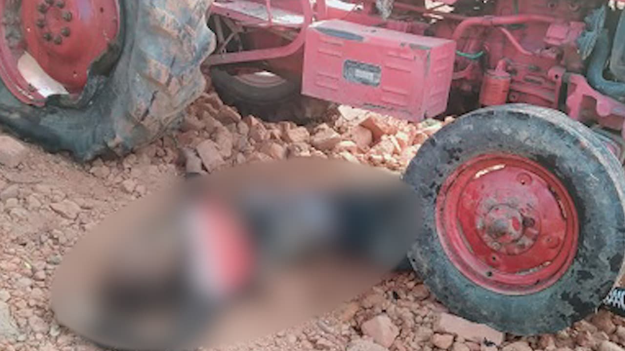 पलामू : ट्रैक्टर और बाइक की जबरदस्त टक्कर में एक बाइक सवार की मौत, दो गंभीर रूप से घायल