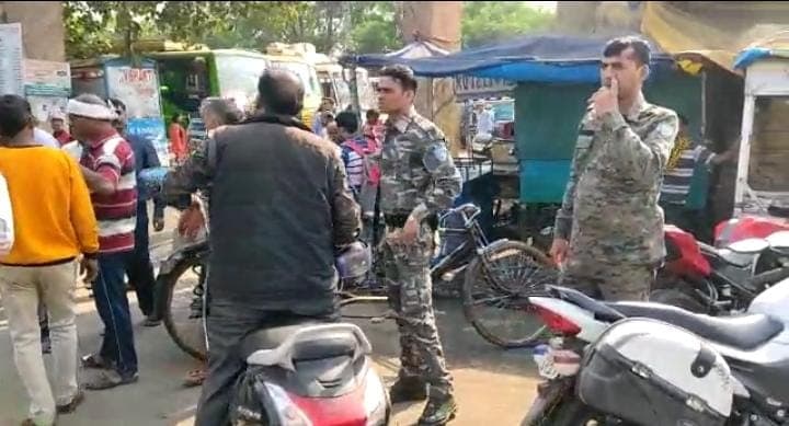 जमशेदपुर: रफ्तार का कहर ! डंपर के चपेट में आने से कुली की मौत