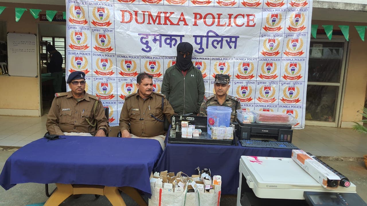 अवैध लॉटरी टिकट के धंधे का उद्दभेदन,  एक गिरफ्तार, भारी मात्रा में अवैध लॉटरी टिकट बरामद