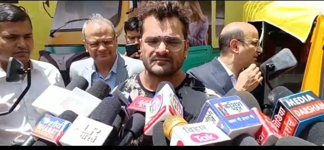 खेसारी यादव अब राजनीति में रखेंगे कदम, जानिए किस पार्टी से लड़ेंगे चुनाव