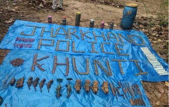 कुख्यात दिनेश गोप के ठिकाने से हथियारों का जखीरा बरामद,4720 गोलियां 35 जिलेटीन मिली, 2 उग्रवादी भी गिरफ्तार