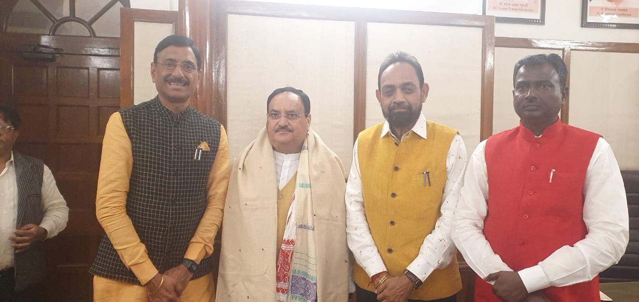 झारखंड के सांसदों ने जन्मदिन पर जेपी नड्डी से की मुलाकात, दी शुभकामनाएं