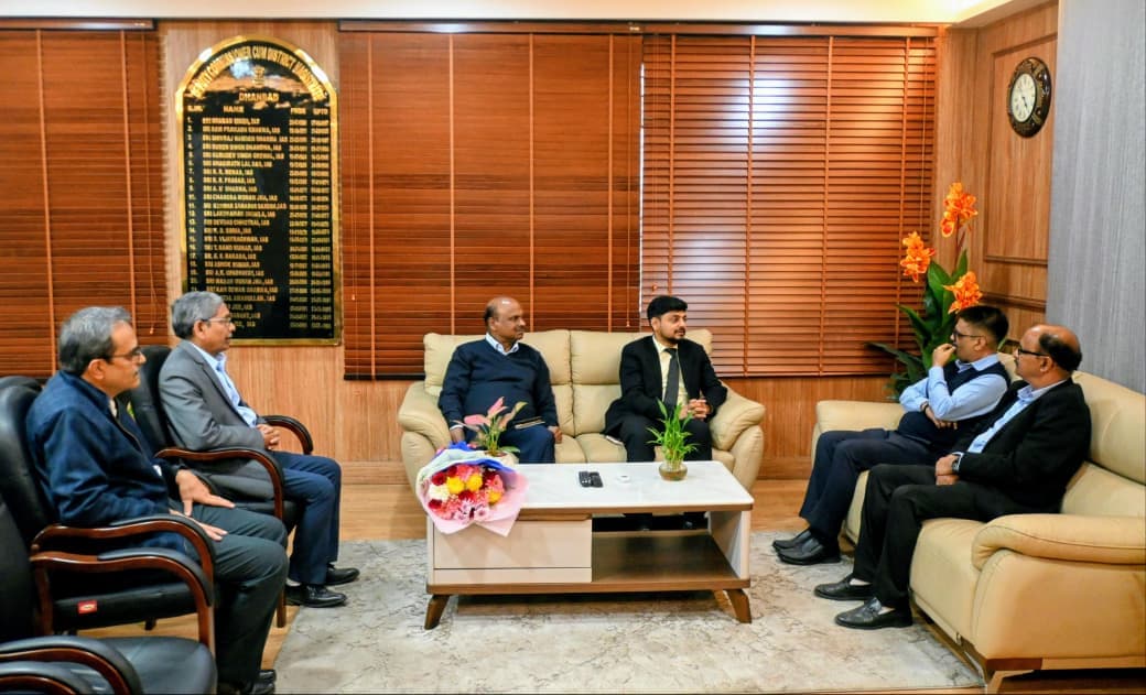 Grim reality of Dhanbad:- कोलियरी इलाकों की हालत-कोयला चोरी पर पर क्यों नहीं जारी हो रहा श्वेत पत्र, कौन है जिम्मेवार !