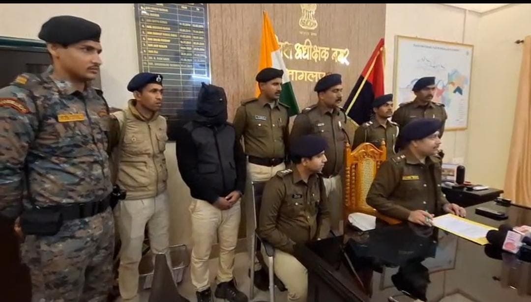 भागलपुर में पुलिस की बड़ी कार्रवाई, हथियार व नकदी के साथ दो अपराधी दबोचे गए