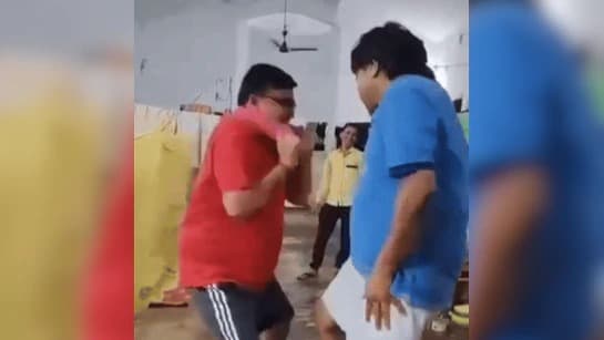 बिग अपडेट : बिरसा मुंडा जेल में ठुमके वाले वायरल वीडियो पर कोर्ट ने पूछा, अब तक जिम्मेदार अधिकारी पर सरकार के क्या कारवाई की