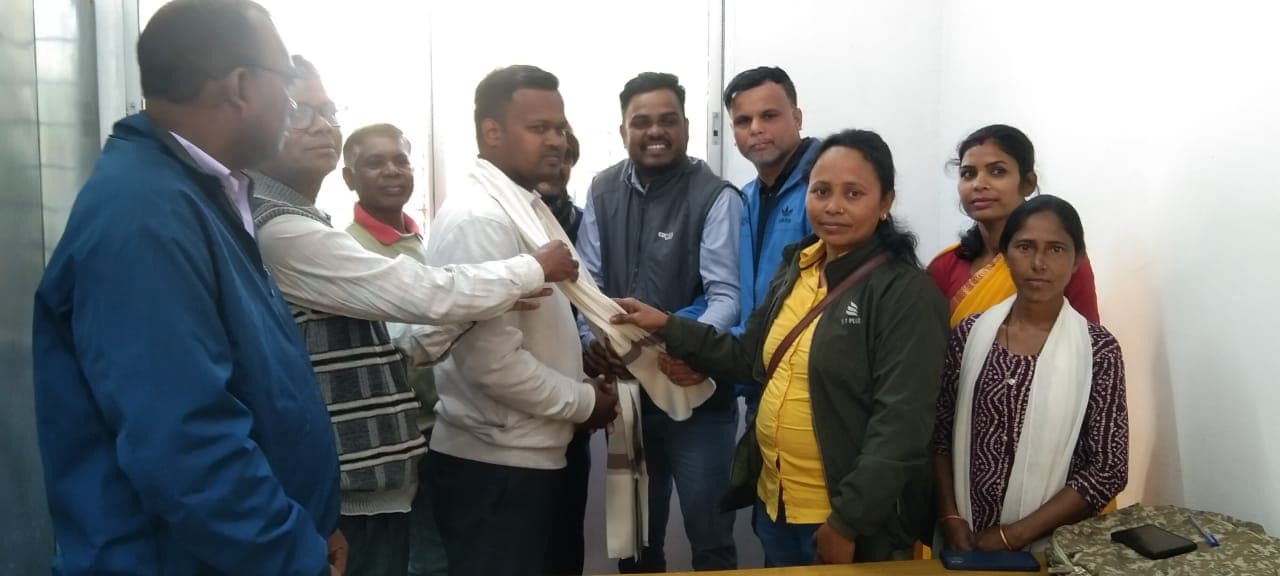 सरायकेला:सात–आठ वर्षों बाद राजनगर को मिला स्वतंत्र आपूर्ति पदाधिकारी,डीलर संघ ने किया स्वागत