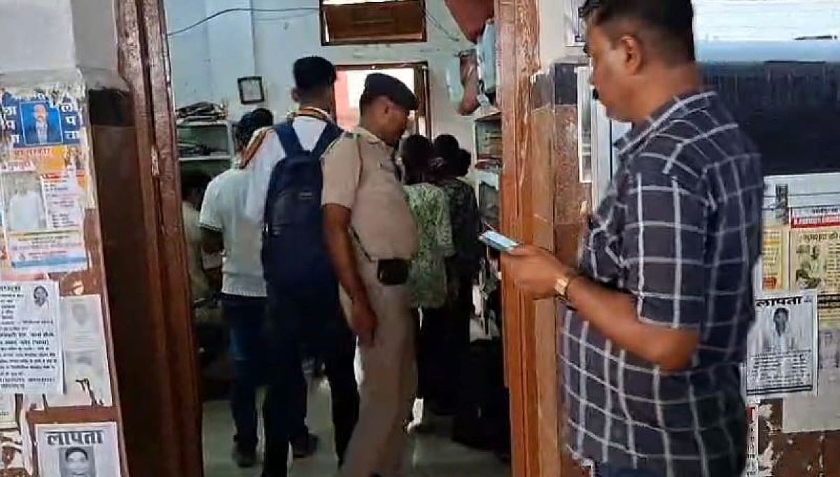 भागलपुर से लापता 5 बच्चियां पटना जंक्शन पर मिलीं, एक साल से बना रही थीं घूमने का प्लान*