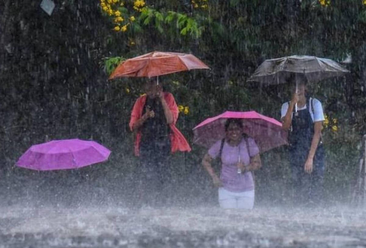 Weather Alert: भीषण गर्मी के बाद झारखंड में राहत भरी बारिश,पढ़िये मौसम विभाग का बड़ा अपडेट